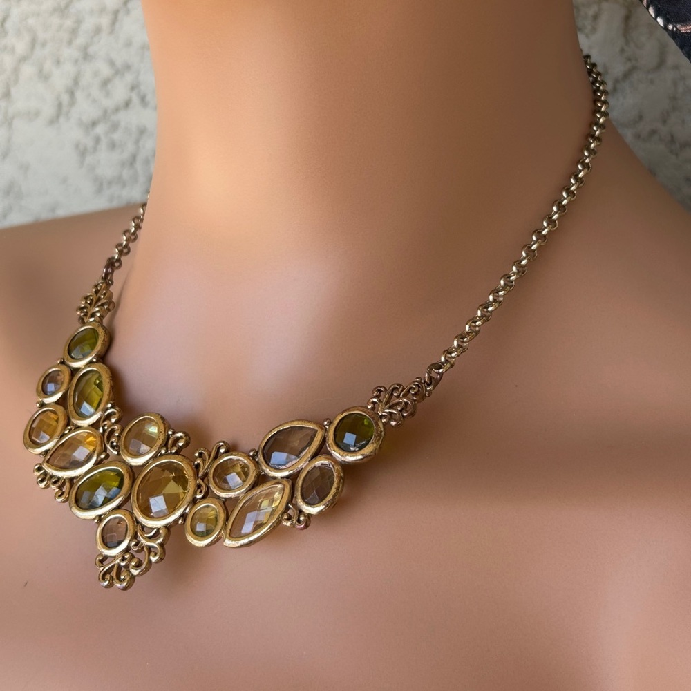 Sophisticated Multicolored Stone Gold Tone Statement Necklace - Picture 2 of 8